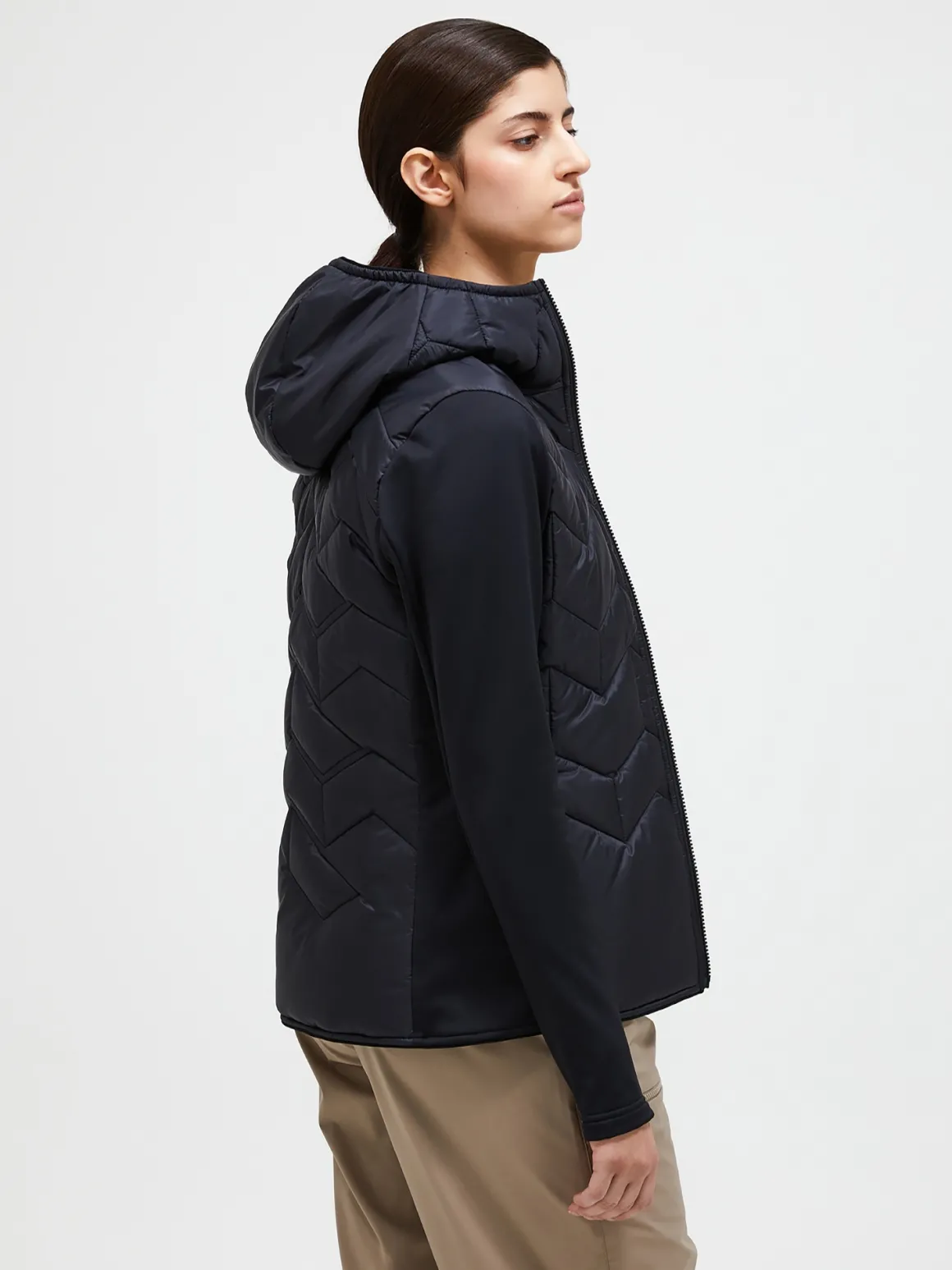 Peak Performance Womens Elevate Liner Hybrid Hood Jacket